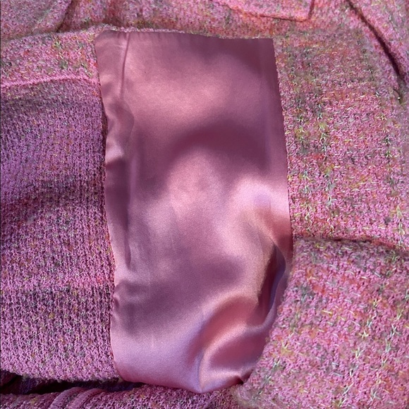 St John Pink Tweed Blazer - Picture 5 of 5